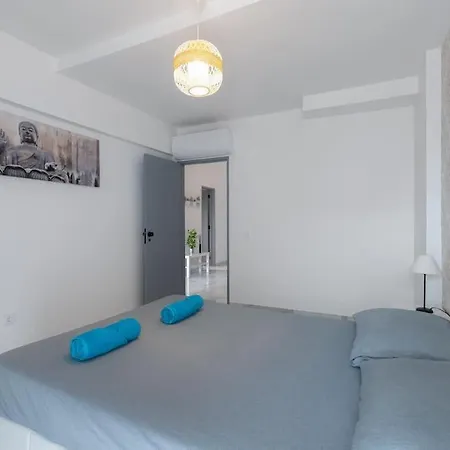 Brand New Apart With Sea View And Near The Apartment *