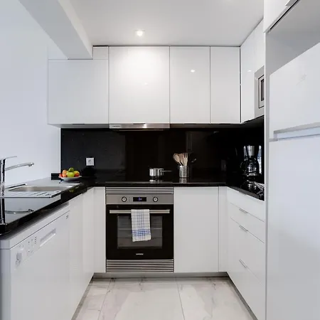 Brand New Apart With Sea View And Near The Apartment